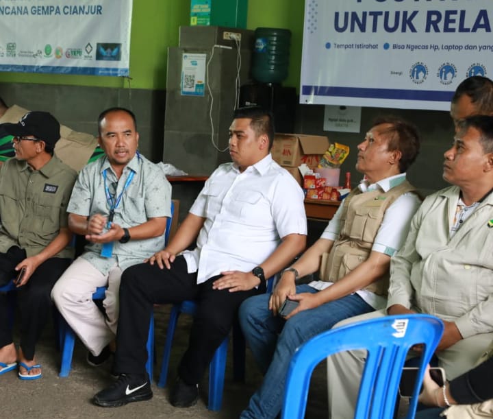 Ketua Umum PN AMK Berikan Bantuan Kepada Korban Gempa Cianjur
