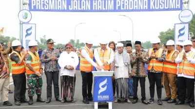 Bupati Sampang Resmikan dan Beri Nama JLS Sebagai Jalan Halim Perdanakusuma