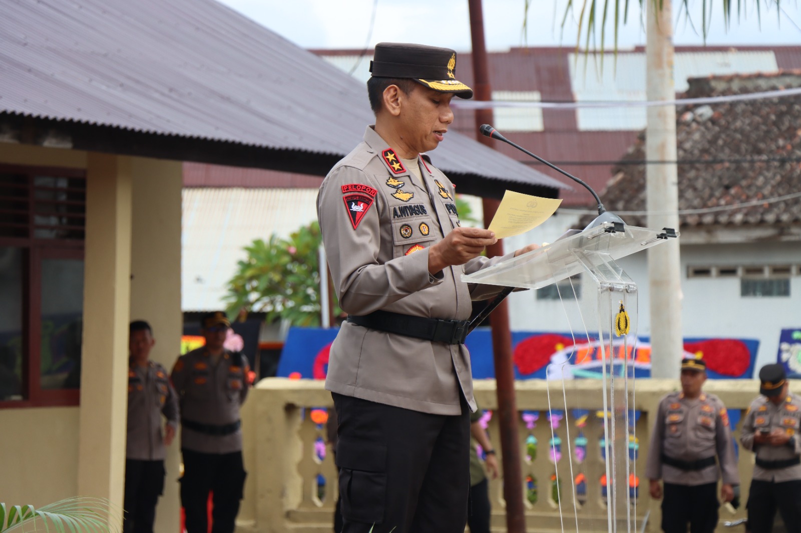 Kapolda Lampung Irjen Pol Dr. Akhmad Wiyagus, S.IK, M.SI, MM Meresmikan Markas Polisi Resor (Mapolres) Pesisir Barat