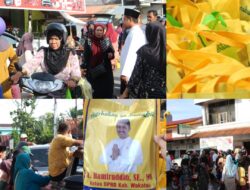 Jelang 1 Ramadhan 1444 H, Ketua DPRD Wakatobi Bagi Ratusan Paket Beras Di Pasar