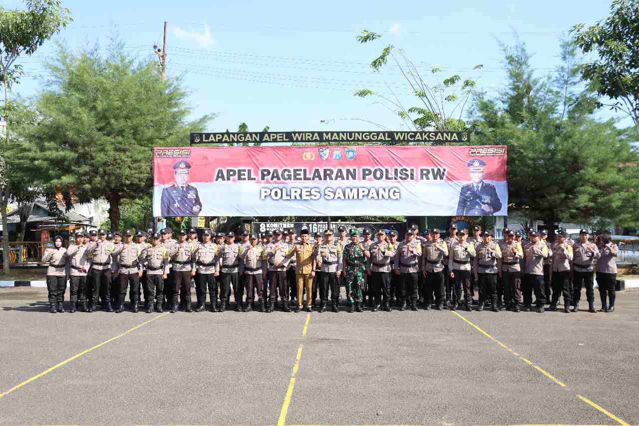 Ciptakan Kabupaten Sampang Aman Kondusif Jelang Pemilu 2024, AKBP Siswantoro Bentuk 123 Polisi RW